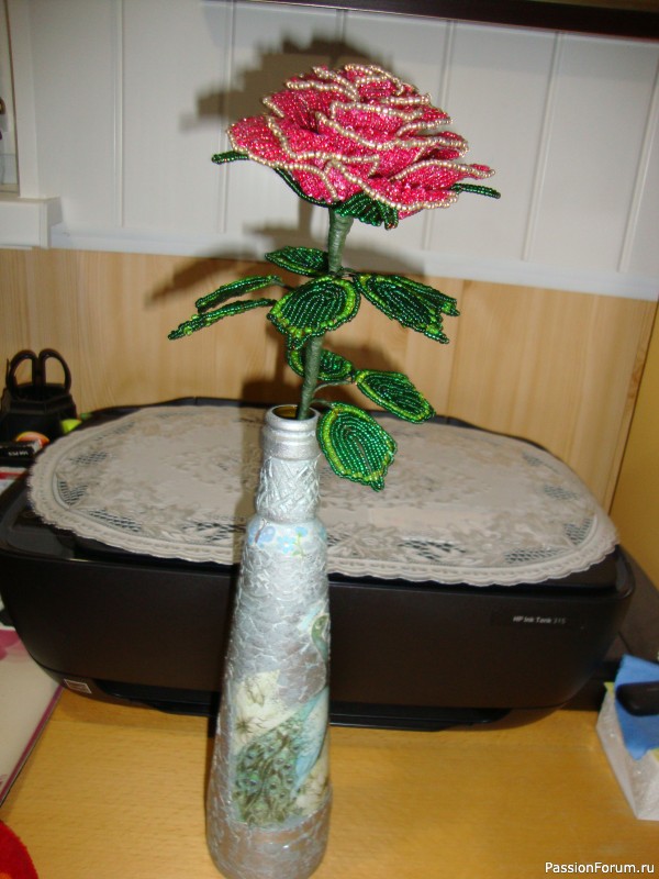 Розы из бисера