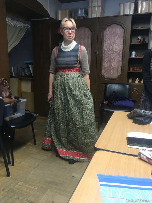 Русский народный костюм. Прямой сарафан.