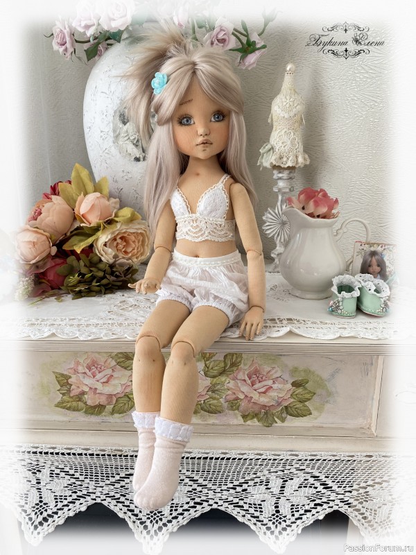 Евочка, коллекционная текстильная кукла