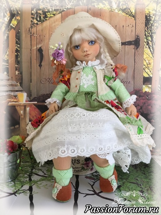 Полинка, коллекционная полностью текстильная куколка.