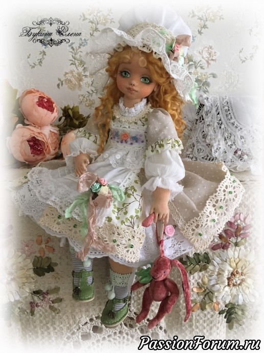 Лея, коллекционная текстильная кукла.