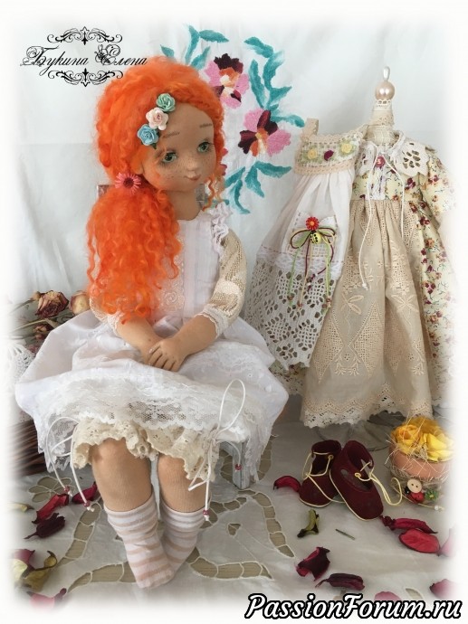 Коллекционная текстильная кукла.