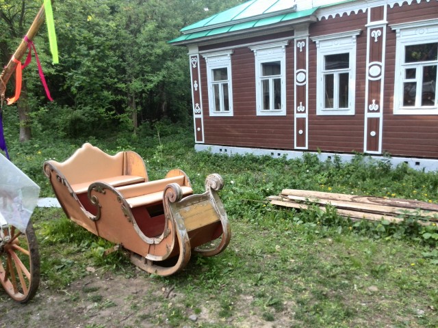 Наши сани едут сами Наши сани едут сами