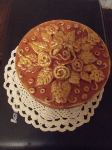 Бумажная коробка стала шкатулкой.