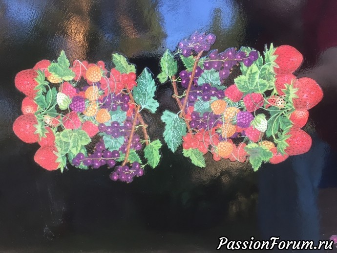 Поднос любимой старшей сестричке - переделка обшарпанного, древнего подноса.