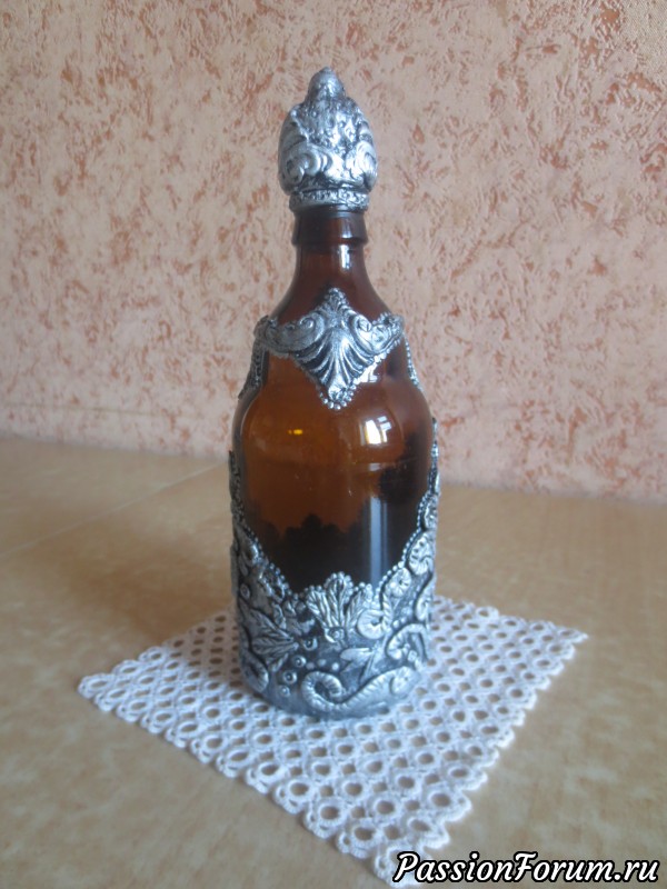 А вот ещё две бутылочки.