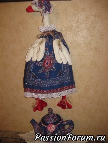 Заказ,комплект для кухни ,гусыня и чайник из одной ткани. Ну вот пока и все мое баловство за последнее время.Спасибо ,что заглянули,надеюсь ,что не утомила.Всем творческих успехов,хороших идей и уже можно пожелать весеннего настроения! Заказ,комплект для кухни ,гусыня и чайник из одной ткани. Ну вот пока и все мое баловство за последнее время.Спасибо ,что заглянули,надеюсь ,что не утомила.Всем творческих успехов,хороших идей и уже можно пожелать весеннего настроения!