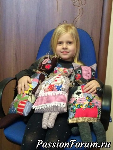 Кошечка-мамочка