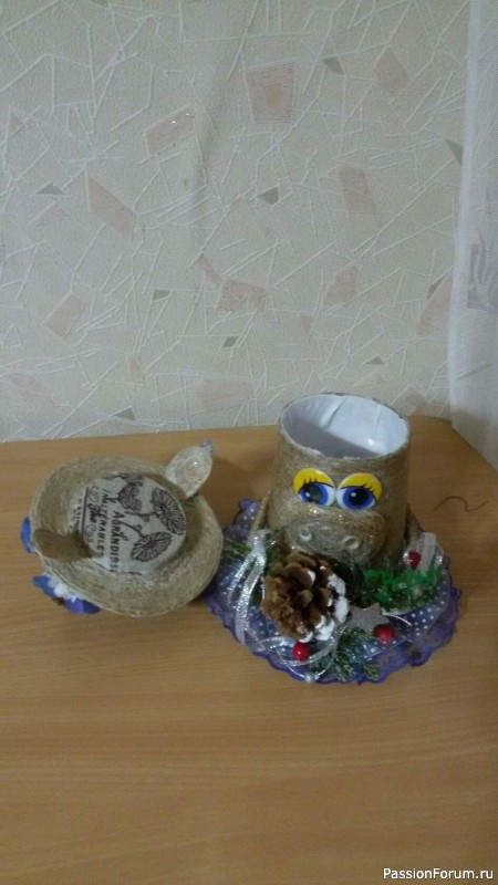 Коровка в шляпе.. Коровка в шляпе..
