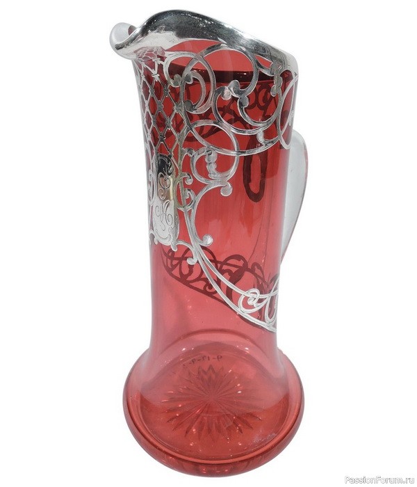 ​Модерн &ndash; серебряная аппликация