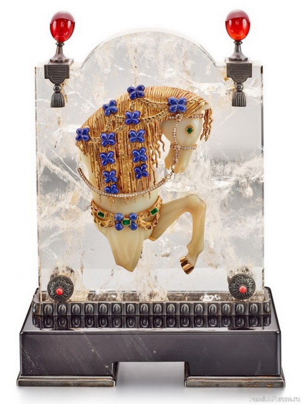 ​Лошадь &ndash; символ наступающего года