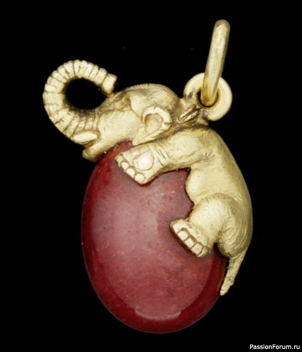 ​Подвеска-яйцо от Фаберже