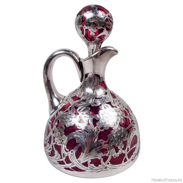 ​Модерн &ndash; серебряная аппликация