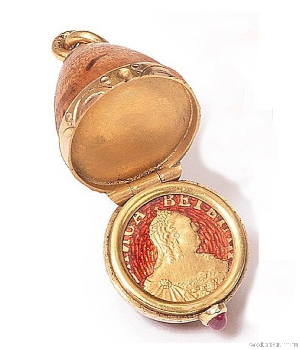 ​Подвеска-яйцо от Фаберже