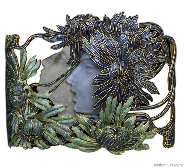 «Collier des Chien» Рене Лалика