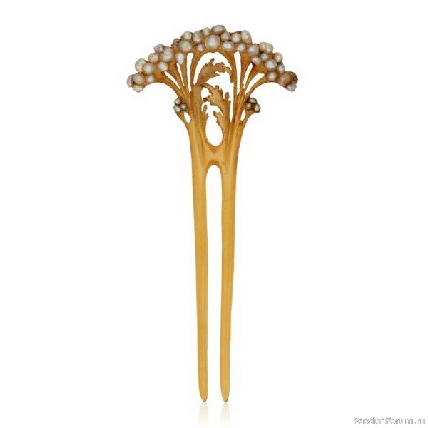 Рог в украшениях эпохи модерн