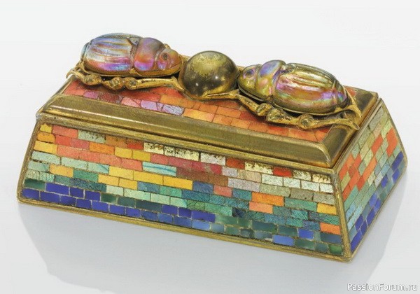 Луис Комфорт Тиффани. Ветер с востока.