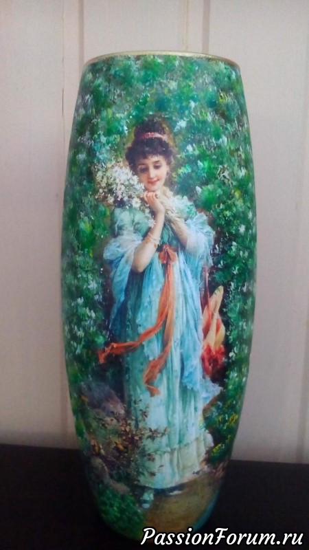 Красота декупажа и подрисовки в вазах