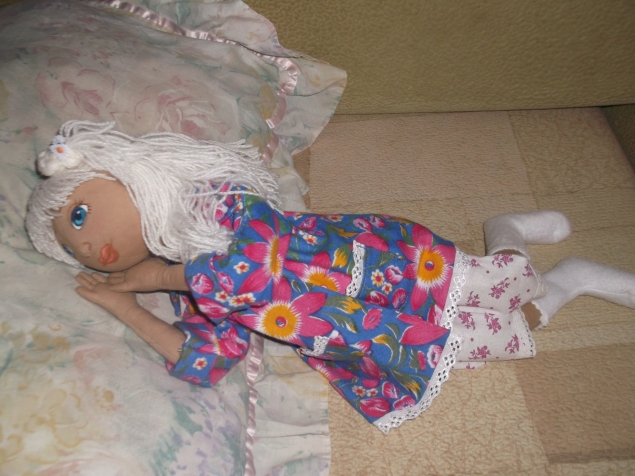 Игровая кукла Света, для девочки Насти.