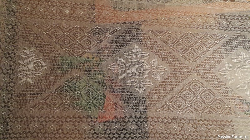 Ажурный палантин "Розы"