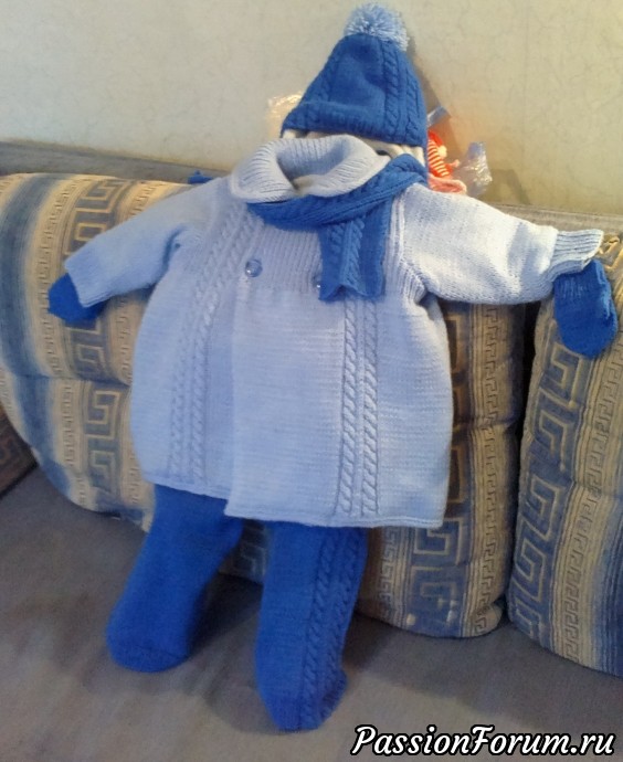 Детский осенний комплект с пальто.