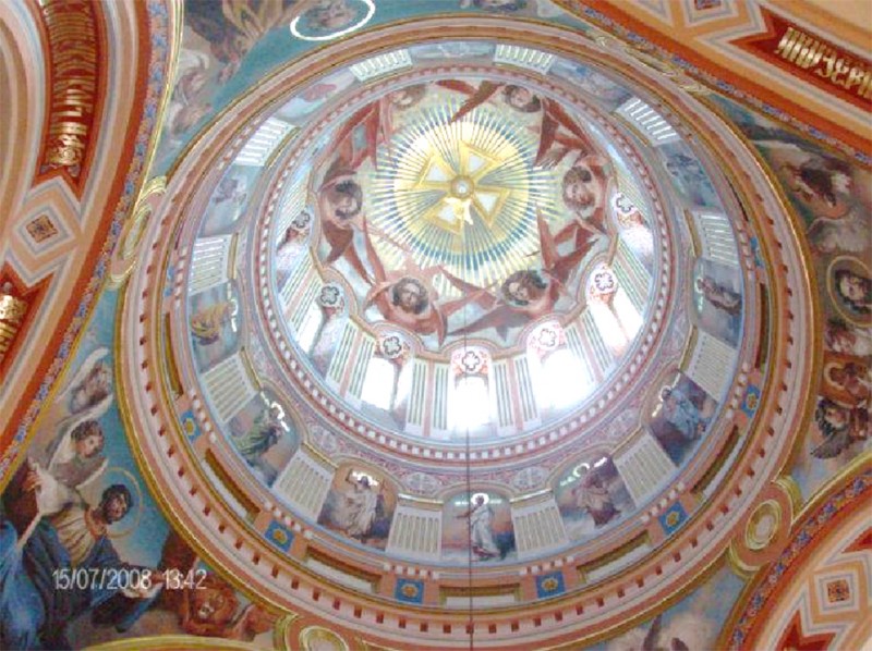 Храм Иконы Казанской Божией Матери в Иркутске расписывает в одиночку! Николай Натяганов