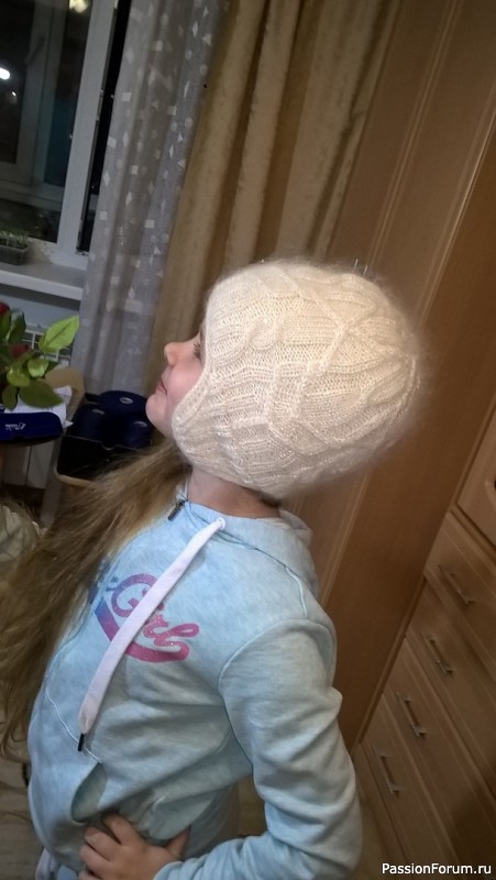 МК по вязанию шапки Pink cable hat&cowl. Скидка 20%.