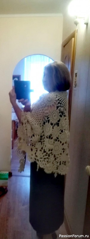 Шаль крючком "Зимние цветы"