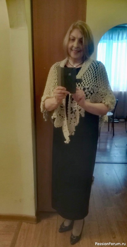 Шаль крючком "Зимние цветы"