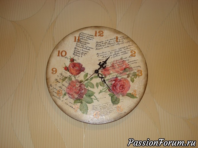 Часы для любителя поэзии Цветаевой и Ахматовой