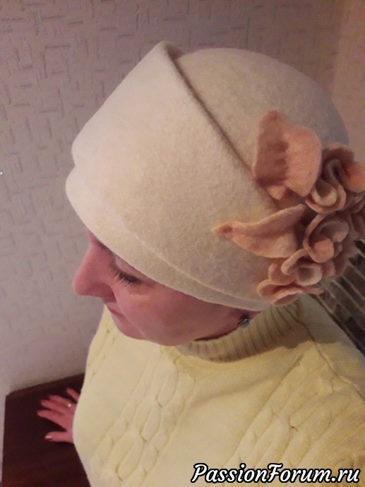 И ещё немного шапочек... И ещё немного шапочек...