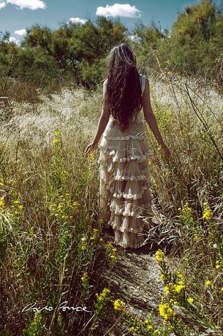 Граница между светом и тенью — ты.