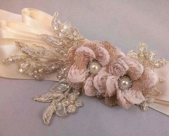 Граница между светом и тенью — ты.