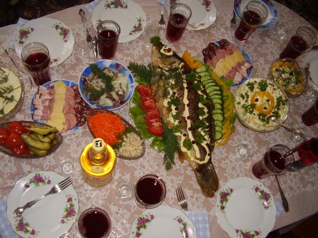 Мои украшения салатов.