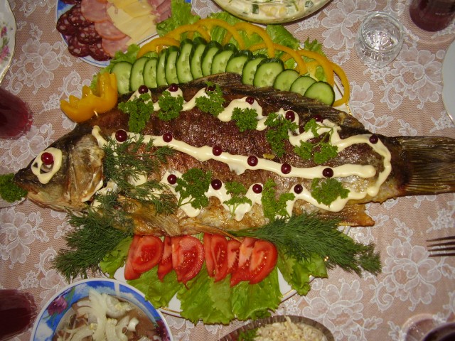 Мои украшения салатов.