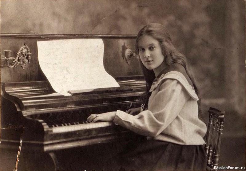 "Первой легла под нож"