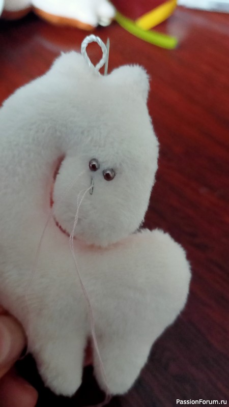 Брелок лошадка Лили