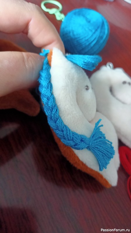 Брелок лошадка Лили