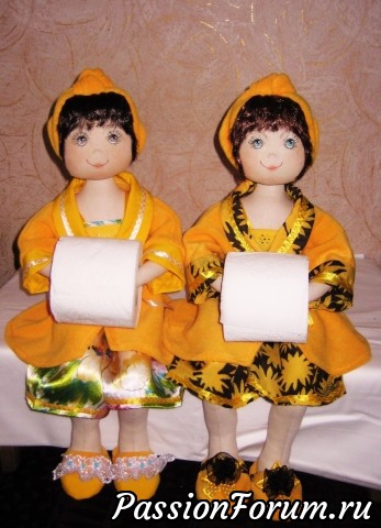 И снова куклы держатели туалетной бумаги.