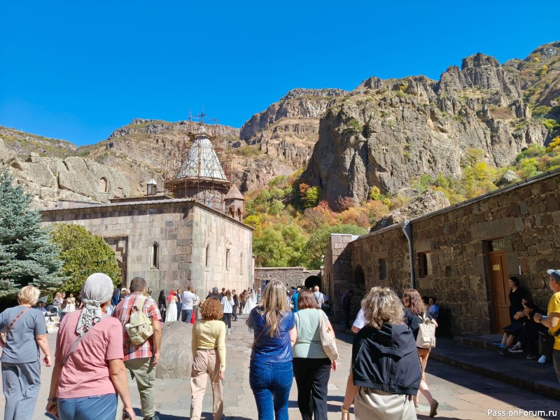 А за тобою Арарат, Армения моя... (Продолжение)