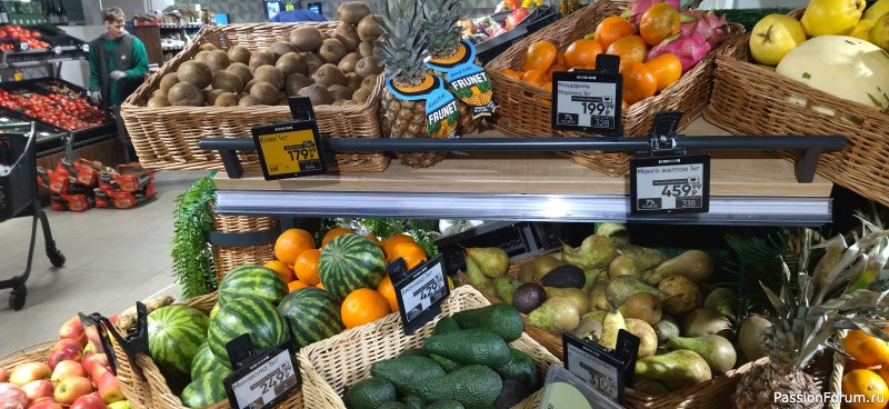 Есть город матросов..... (из песни)