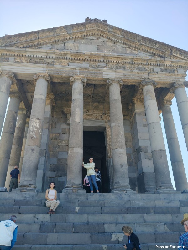 А за тобою Арарат, Армения моя... (Продолжение)