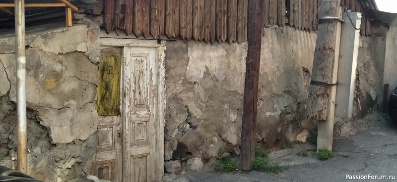 А за тобою Арарат, Армения моя... Окончание