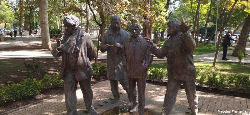 А за тобою Арарат, Армения моя... Окончание