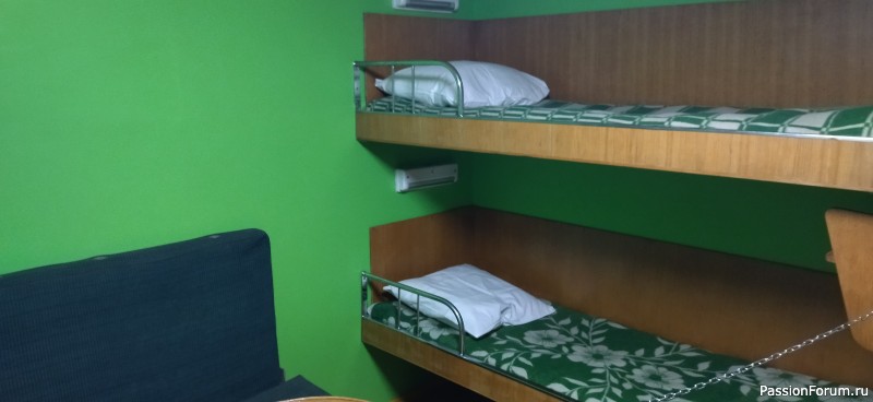 Есть город матросов..... (из песни)