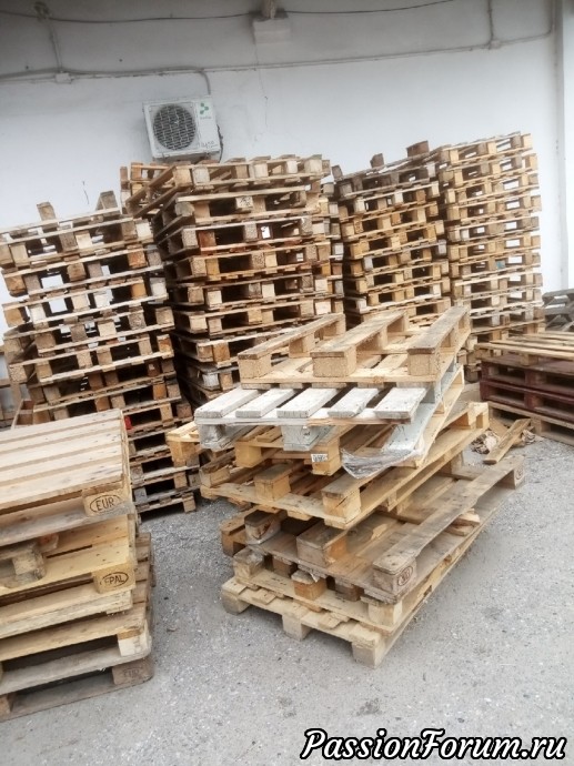 Конкурс "Из ничего - что-то". Полка из строительного поддона Конкурс "Из ничего - что-то". Полка из строительного поддона