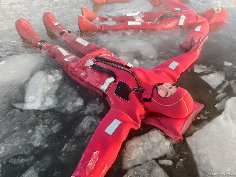 Есть город матросов..... (из песни)