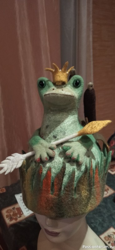 Шапками закидаю