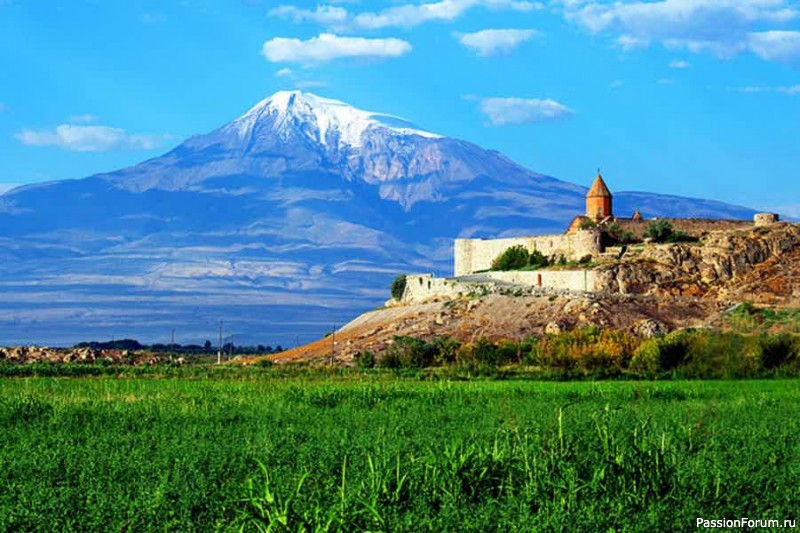 А за тобою Арарат, Армения моя...