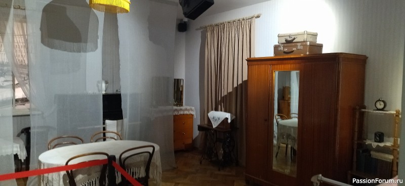 Есть город матросов..... (из песни)